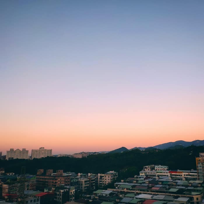 清晨6：00的天空令人驚艷的漸層色調