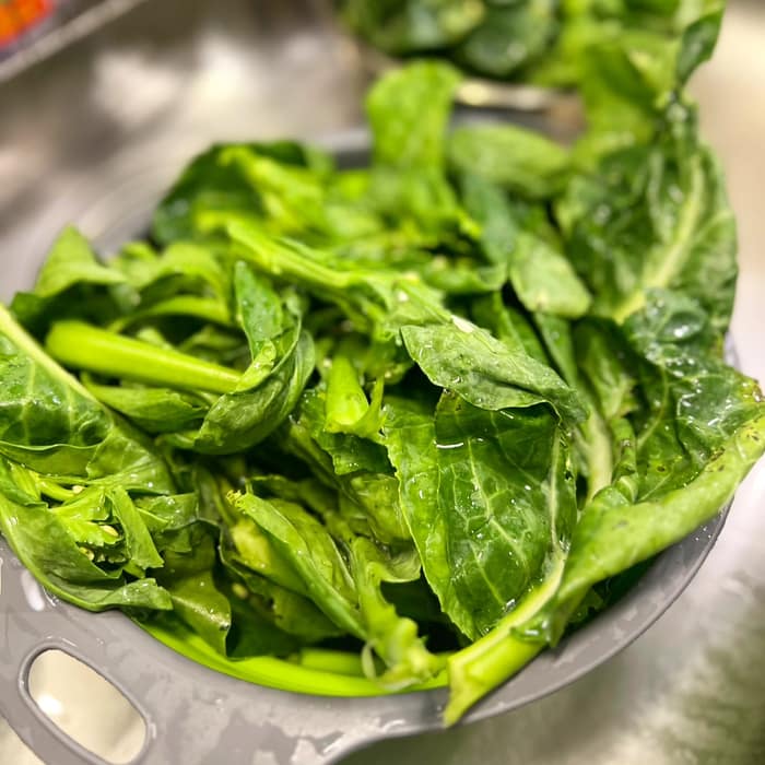 週末老公煮飯時，交給我洗菜任務