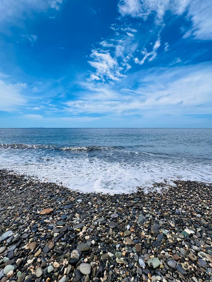 東海岸的海浪沖刷能量一波波震撼著我的身心